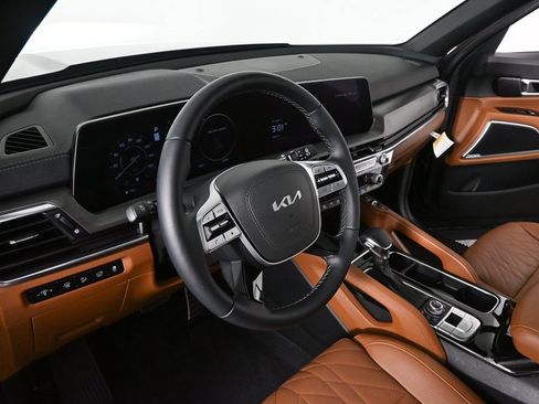 Used 2025 Kia Telluride SX X-Line image 6