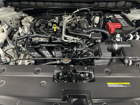 Used 2023 Nissan Altima 2.5 SR FWD image 65