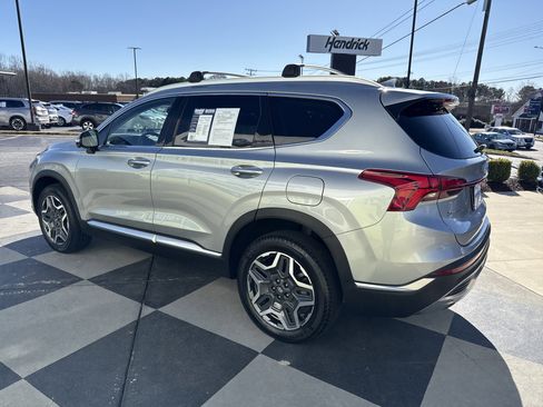 Used 2021 Hyundai Santa Fe Limited w/ Cargo Package image 8