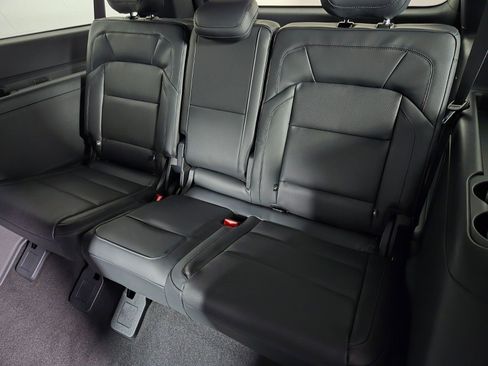 New 2026 Lincoln Navigator L Reserve w/ Jet Appearance Package image 15