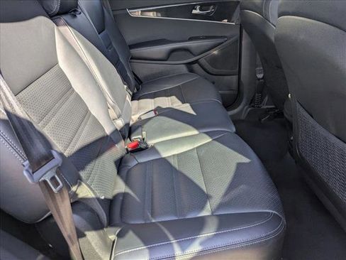 Used 2017 Kia Sorento EX w/ EX Advanced Touring Package image 18