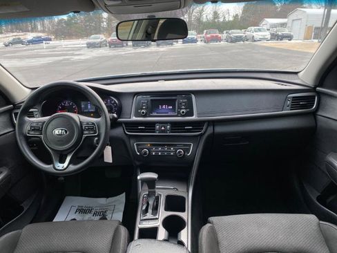 Used 2016 Kia Optima LX image 19