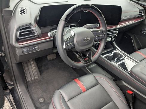 Used 2024 Chevrolet Traverse RS image 10