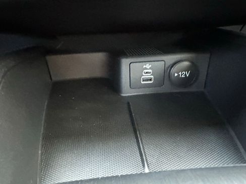 Used 2025 Ford Escape Active image 17