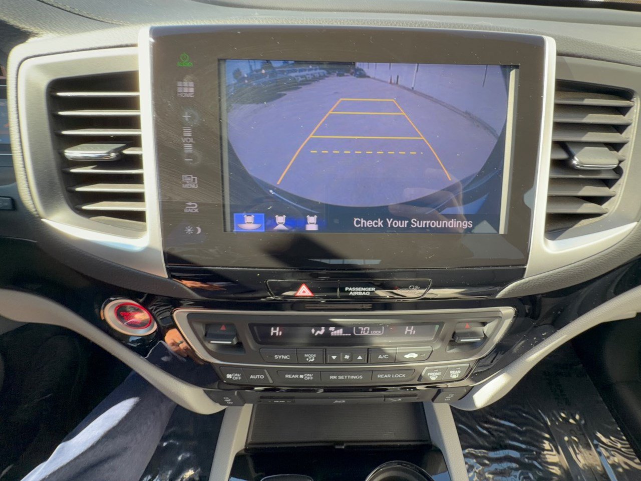 Used 2016 Honda Pilot Touring image 24