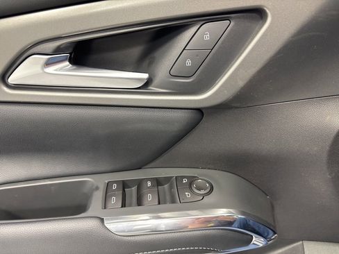 New 2026 Chevrolet Traverse LT image 28