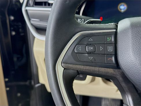 Used 2023 Jeep Grand Cherokee 4WD 4xe image 22