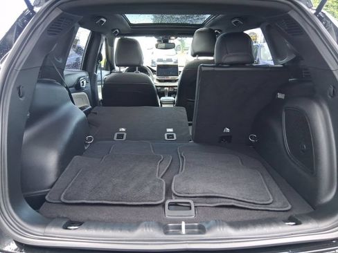 Used 2023 Jeep Compass Limited w/ Sun and Sound Group AWD/4WD image 36