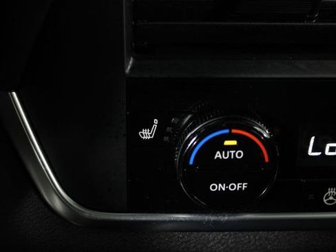 Certified 2024 Nissan Rogue SV w/ SV Premium Package FWD image 27