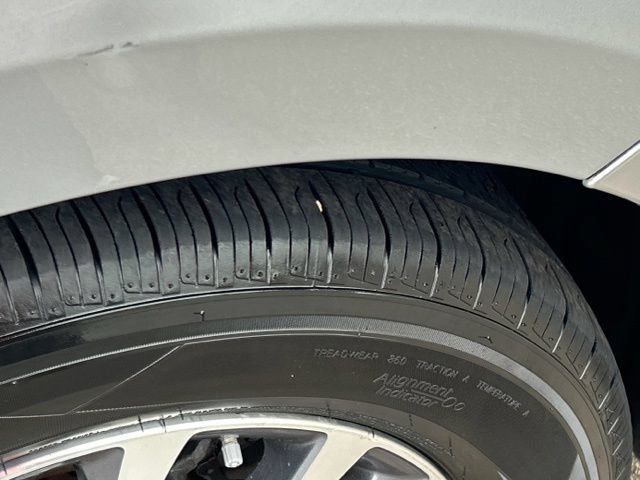 Used 2020 Toyota Sienna XLE FWD image 18