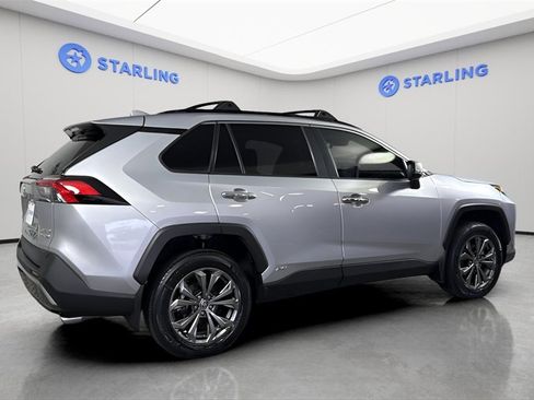 Used 2022 Toyota RAV4 Limited image 10