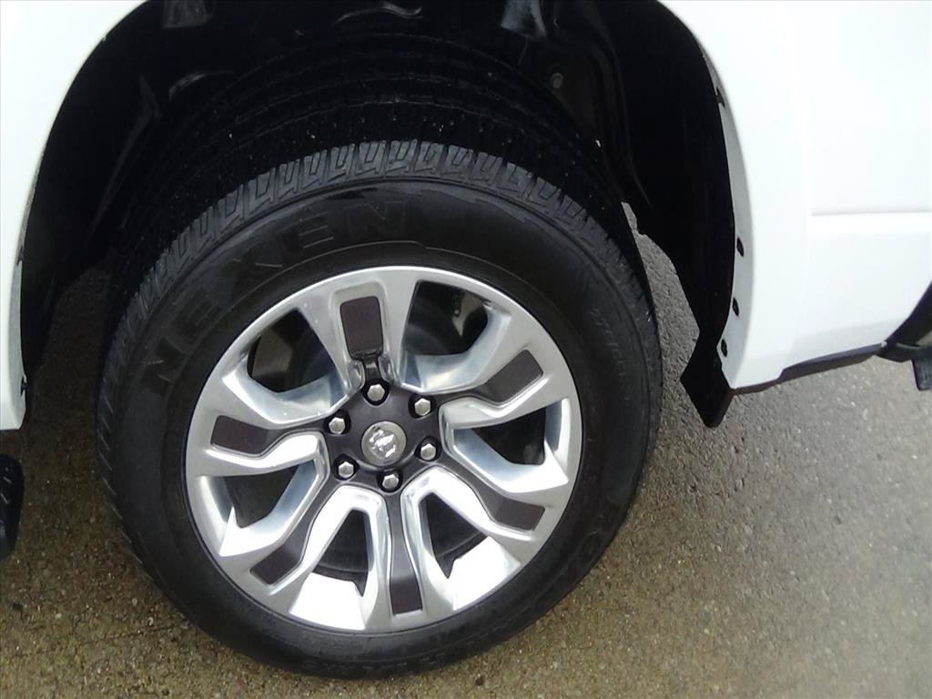 Used 2024 RAM 1500 Limited w/ Bed Utility Group AWD/4WD image 12