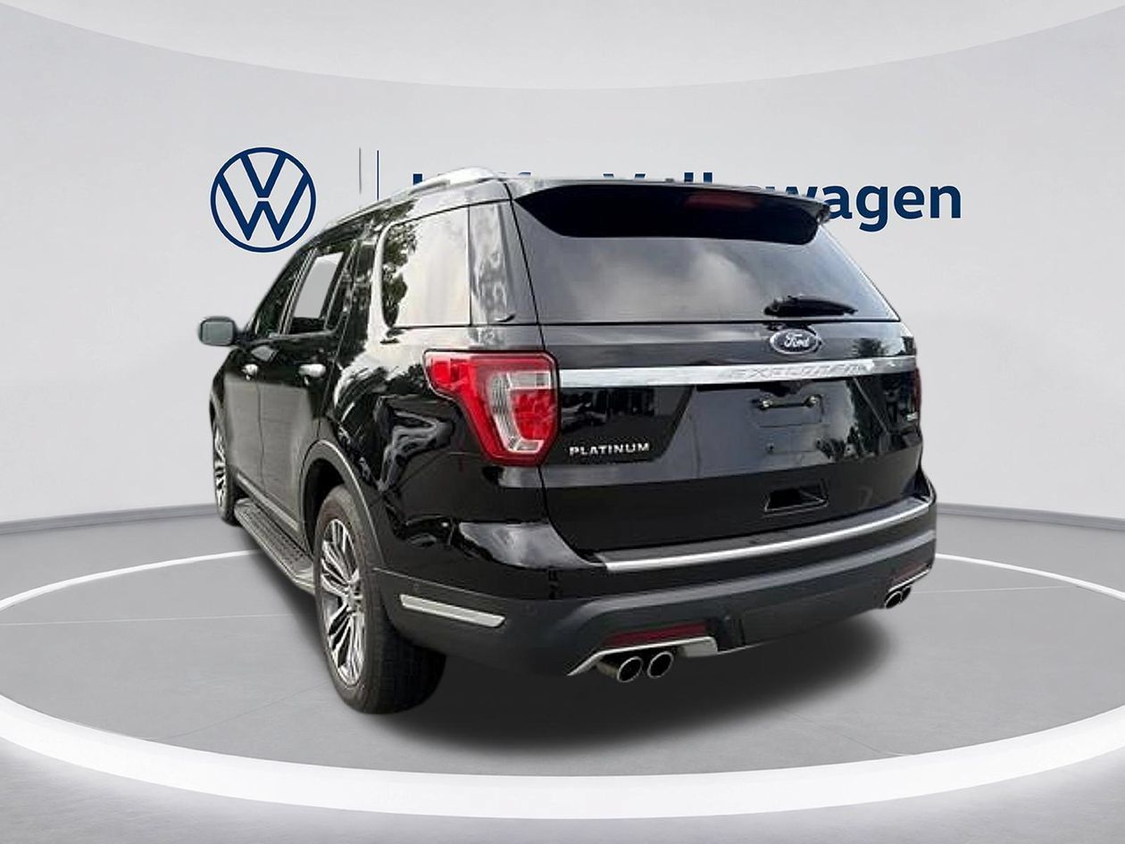 Used 2019 Ford Explorer Platinum AWD/4WD image 3