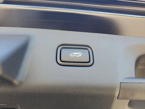 Used 2025 Hyundai Palisade SEL image 11