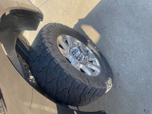 Used 2017 Ford F350 Platinum w/ Platinum Ultimate Package image 3