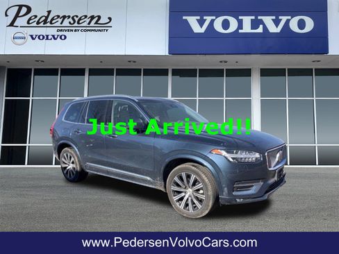 Used 2023 Volvo XC90 B6 Plus image 1
