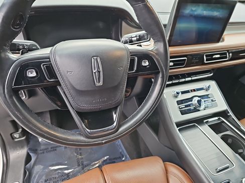Used 2020 Lincoln Aviator Reserve w/ Equipment Group 201A image 18
