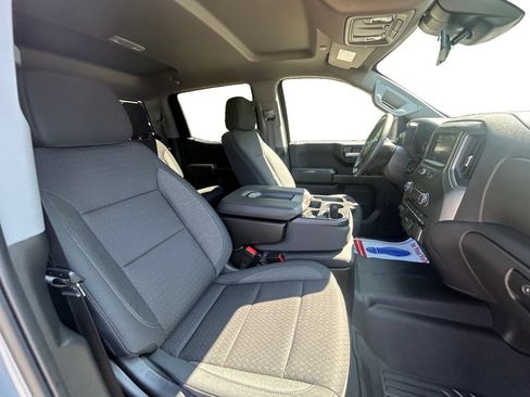 Used 2024 Chevrolet Silverado 1500 Custom Trail Boss w/ LPO, Dark Essentials Package AWD/4WD image 15