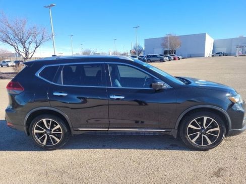 Certified 2018 Nissan Rogue SL w/ Premium Package image 4