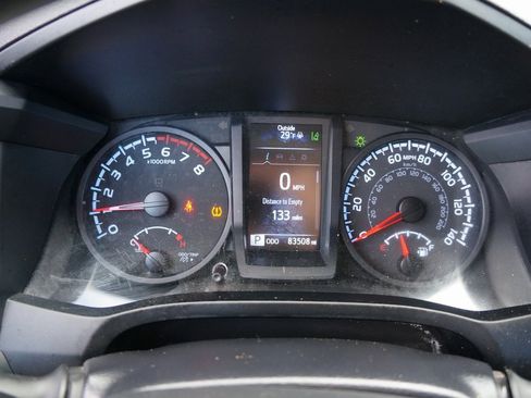 Used 2022 Toyota Tacoma SR image 16