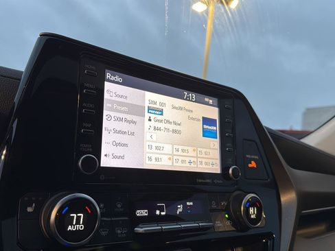 Certified 2022 Toyota Highlander XLE image 21