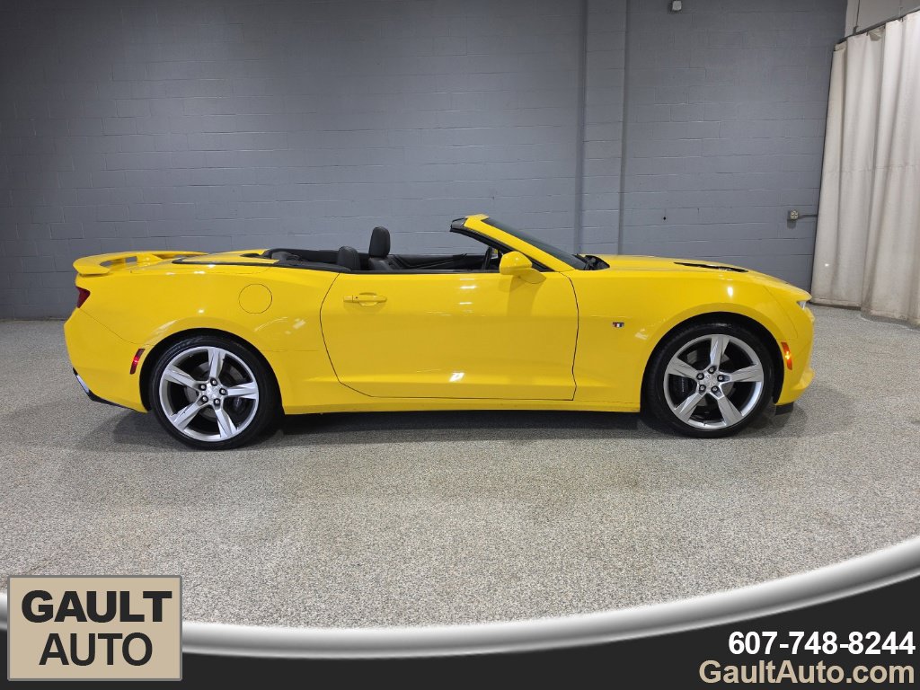 Used 2016 Chevrolet Camaro SS RWD image 2