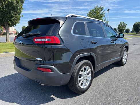 Used 2014 Jeep Cherokee Latitude w/ Cold Weather Group AWD/4WD image 6
