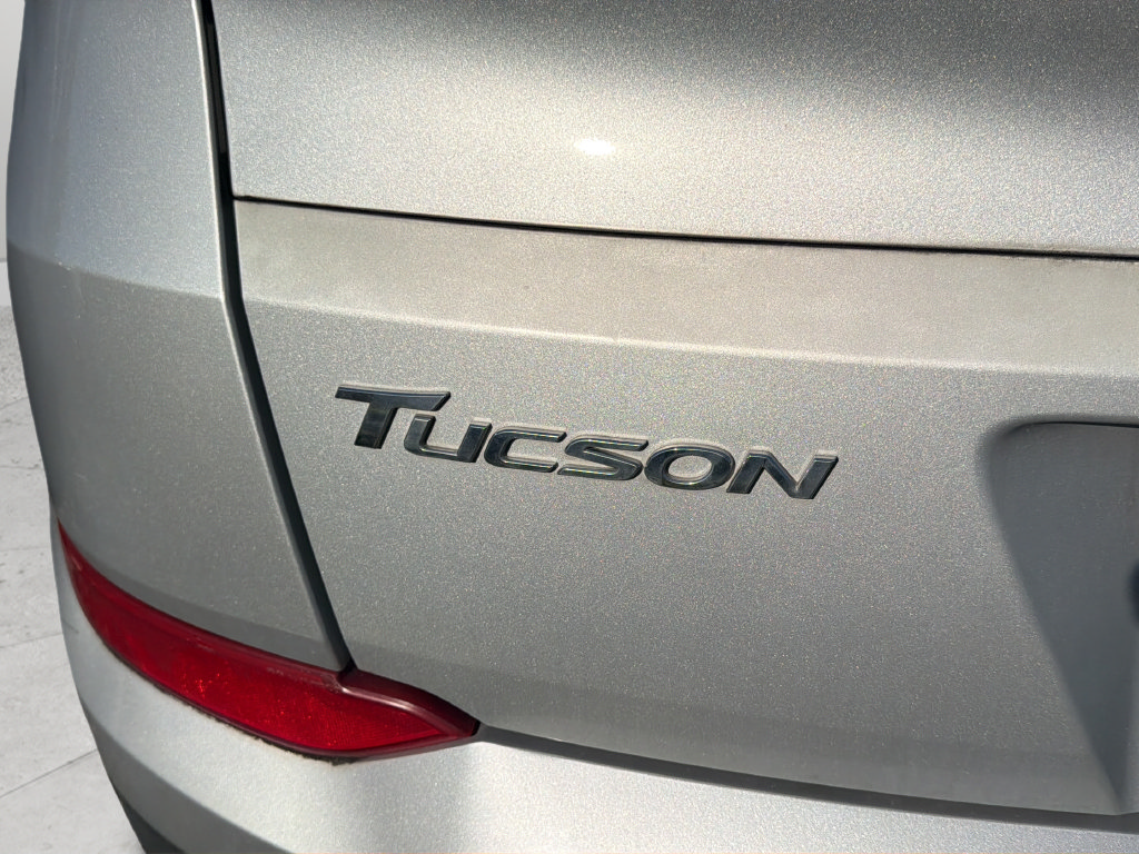 Used 2017 Hyundai Tucson SE w/ Cargo Package FWD image 17