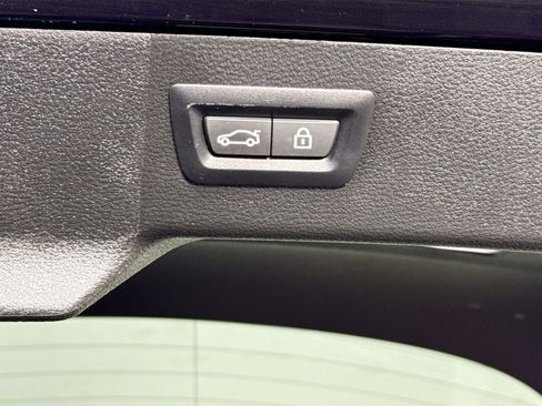 Used 2019 BMW X6 sDrive35i w/ M Sport Package image 34