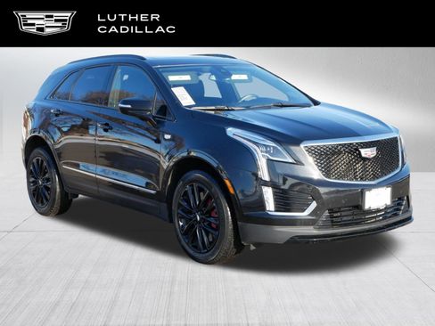 Certified 2024 Cadillac XT5 Sportv w/ LPO, Floor Liner Package image 1