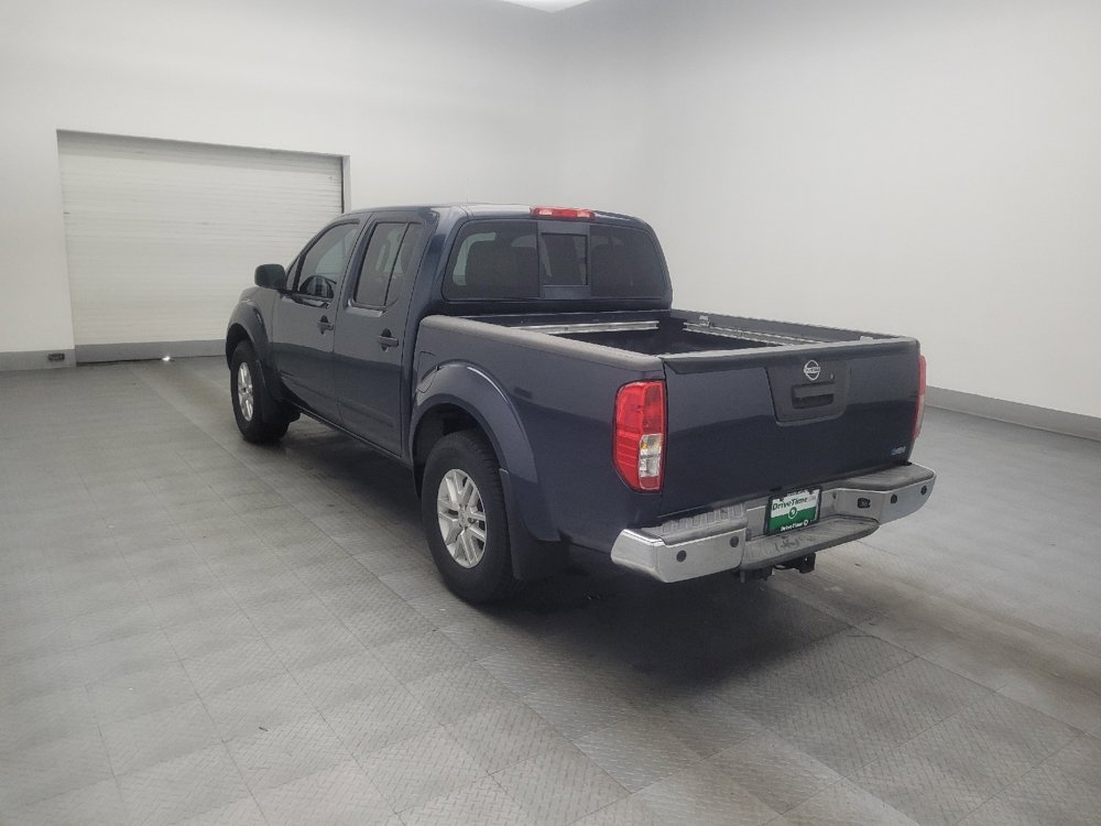 Used 2017 Nissan Frontier SV w/ SV Value Truck Package RWD image 5