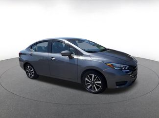 Used 2025 Nissan Versa SV FWD video 2