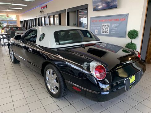 Used 2002 Ford Thunderbird RWD image 5