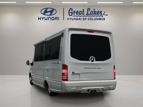 Used 2019 Mercedes-Benz Sprinter 170 image 3