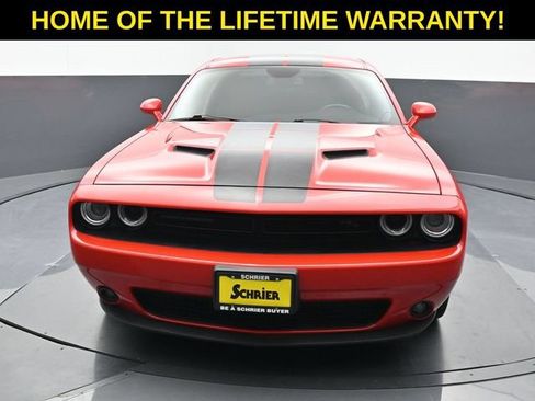 Used 2018 Dodge Challenger R/T w/ Blacktop Package RWD image 9