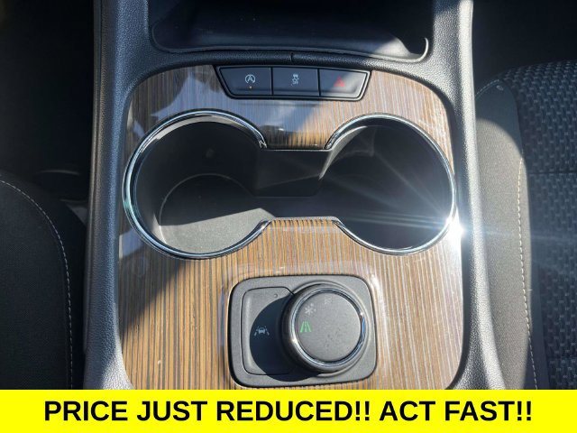 Used 2023 GMC Acadia SLE FWD image 34
