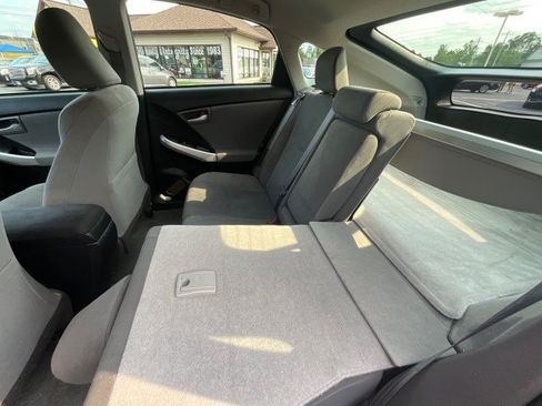 Used 2015 Toyota Prius Three FWD image 27