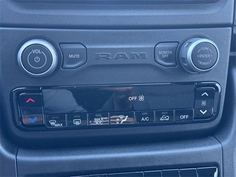 New 2025 RAM ProMaster 2500 w/ Quick Order Package 22G SLT image 20