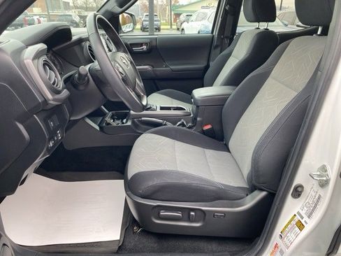 Used 2023 Toyota Tacoma TRD Sport image 22