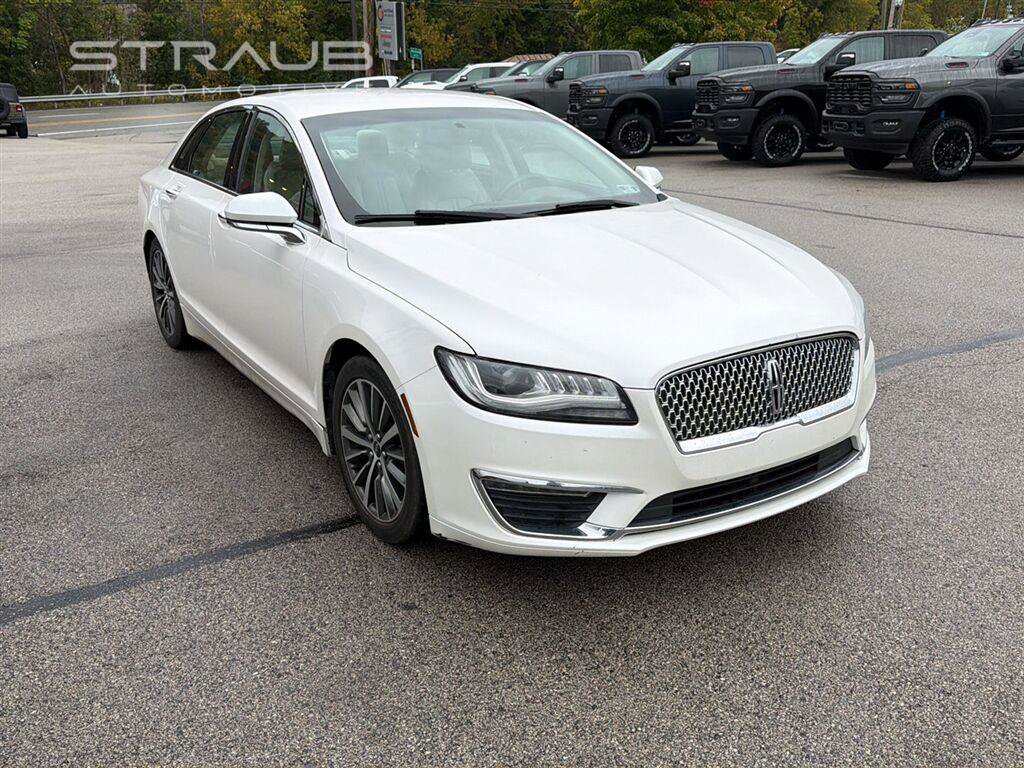 Used 2017 Lincoln MKZ Premiere AWD/4WD image 3