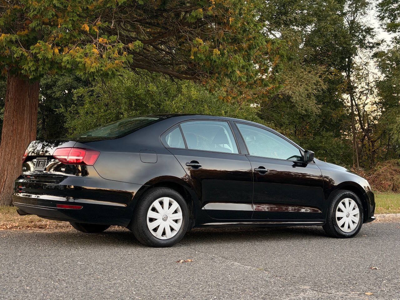 Used 2016 Volkswagen Jetta S FWD image 4
