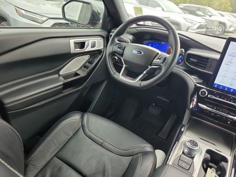 Used 2023 Ford Explorer ST w/ Equipment Group 401A image 7