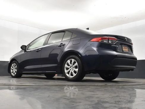 Used 2023 Toyota Corolla LE FWD image 12