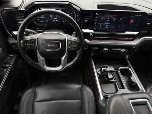 Used 2022 GMC Sierra 1500 SLT AWD/4WD image 12