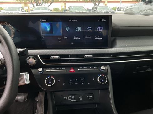 Used 2025 Hyundai Sonata SEL FWD image 24