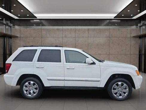 Used 2008 Jeep Grand Cherokee Limited w/ Trailer Tow Group IV image 9