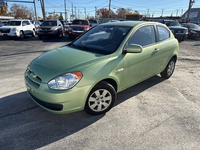 Used 2011 Hyundai Accent GS w/ Premium Pkg 3
