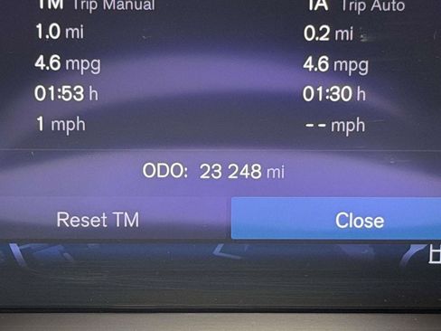 Used 2024 Volvo XC60 B5 Plus AWD/4WD image 11