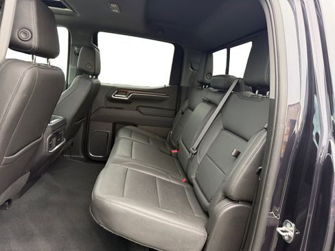 Used 2022 GMC Sierra 1500 SLT w/ SLT Premium Plus Package image 16