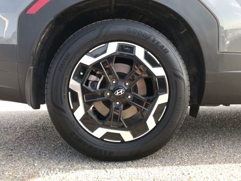 Used 2024 Hyundai Santa Fe SE image 9